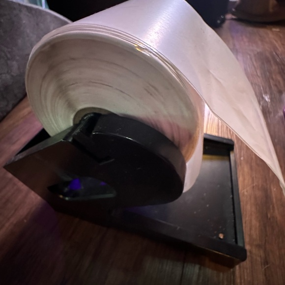 Thermal Label printer with spool of label stickers included - Picture 8 of 8